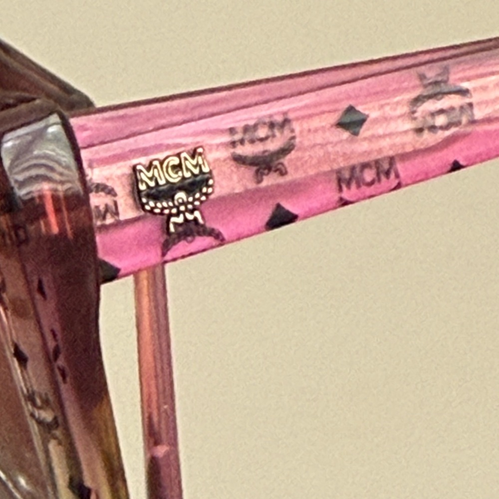 MCM 682S Cat Eye Sunglasses – Rose/Honey Pink – Designer Luxury Eyewear - Picture 6 of 16